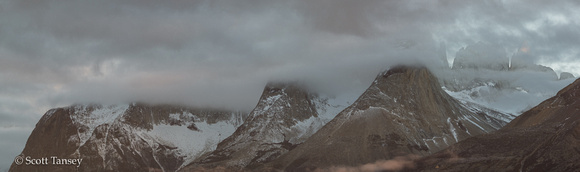 Cuernos Dawn 01.jpg